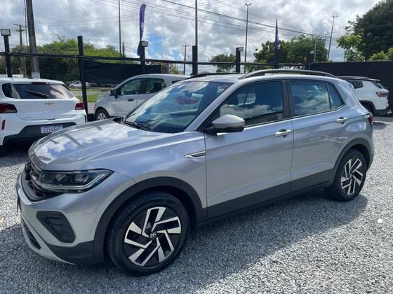 VOLKSWAGEN T-CROSS 1.0 200 TSI TOTAL FLEX COMFORTLINE AUTOMÁTICO VOLKSWAGEN T-CROSS 1.0 200 TSI TOTAL FLEX COMFORTLINE AUTOMÁTICO